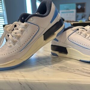 Nike Air Jordan 2/3 (GS) NEW-Missing box lid